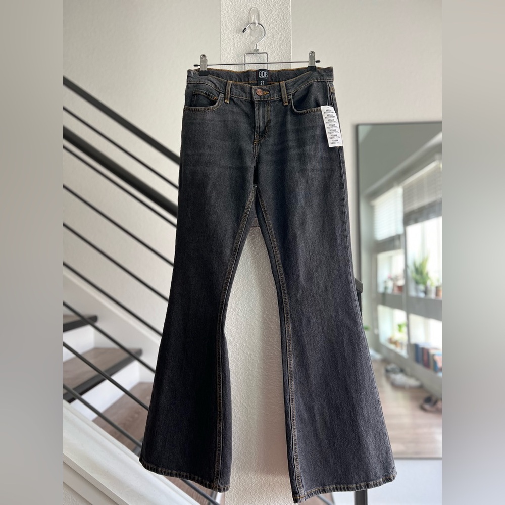 Bdg Urban Outfitters Low rise denim flare jeans size 27